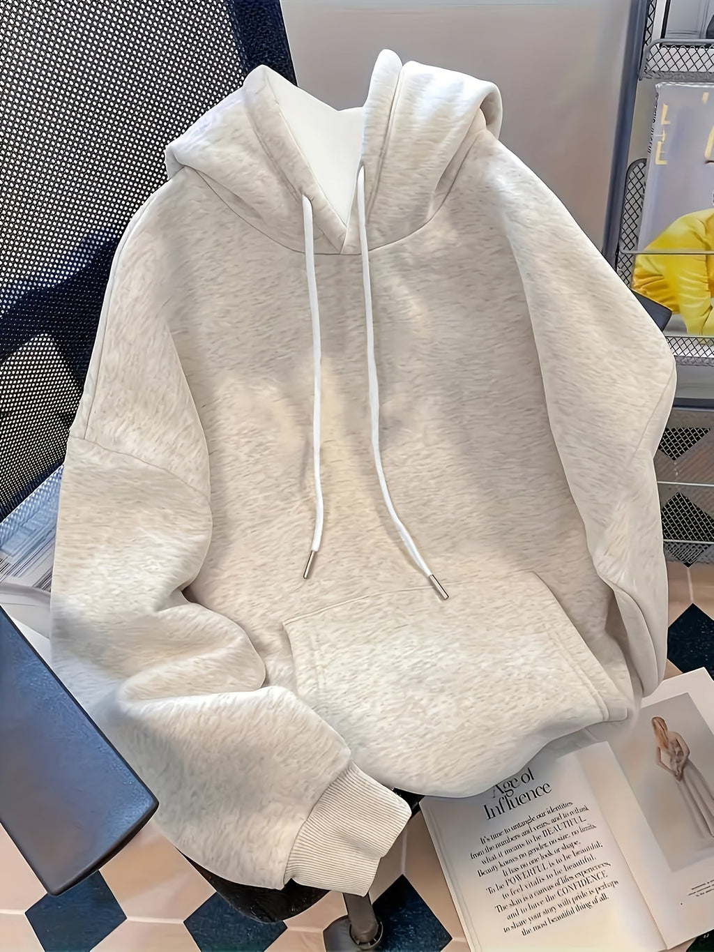 Women's Letter Malibu Turtle Cartoon Pattern Print Fashion Hooded Sweatshirt Long Sleeve