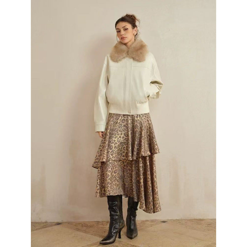 Winter "gilt white Tongqi" oil wax leather short white leather jacket with detachable fur collar jacket