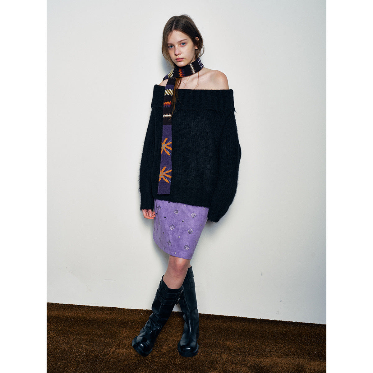 Winter new casual high-waisted suede classic embroidered versatile short skirt