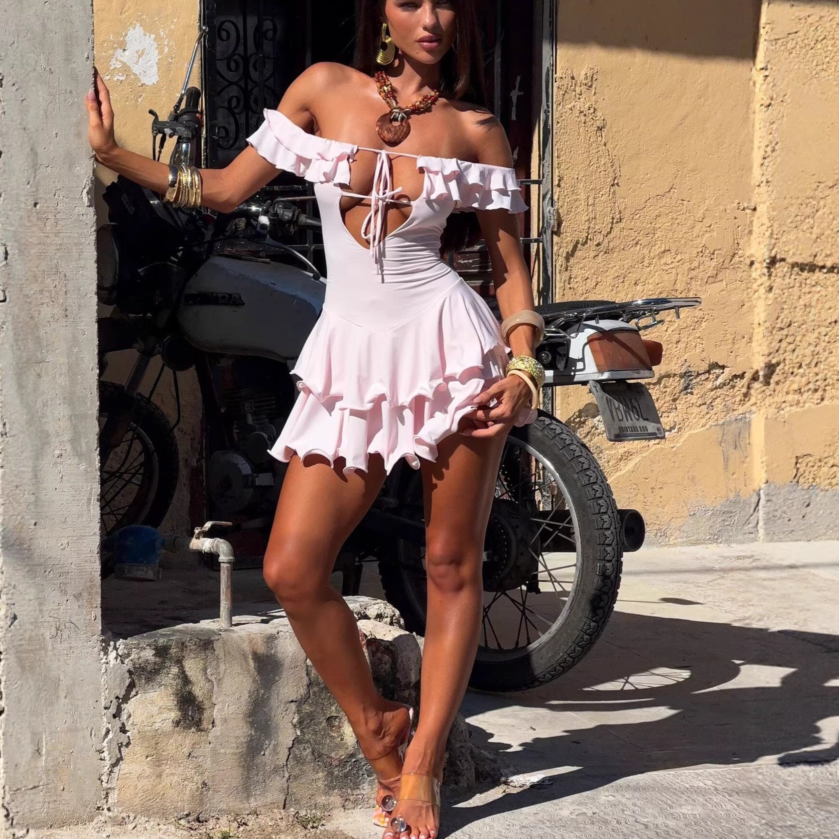 New French sexy pure desire style shoulder skirt slim fungus edge Spice Girl dress