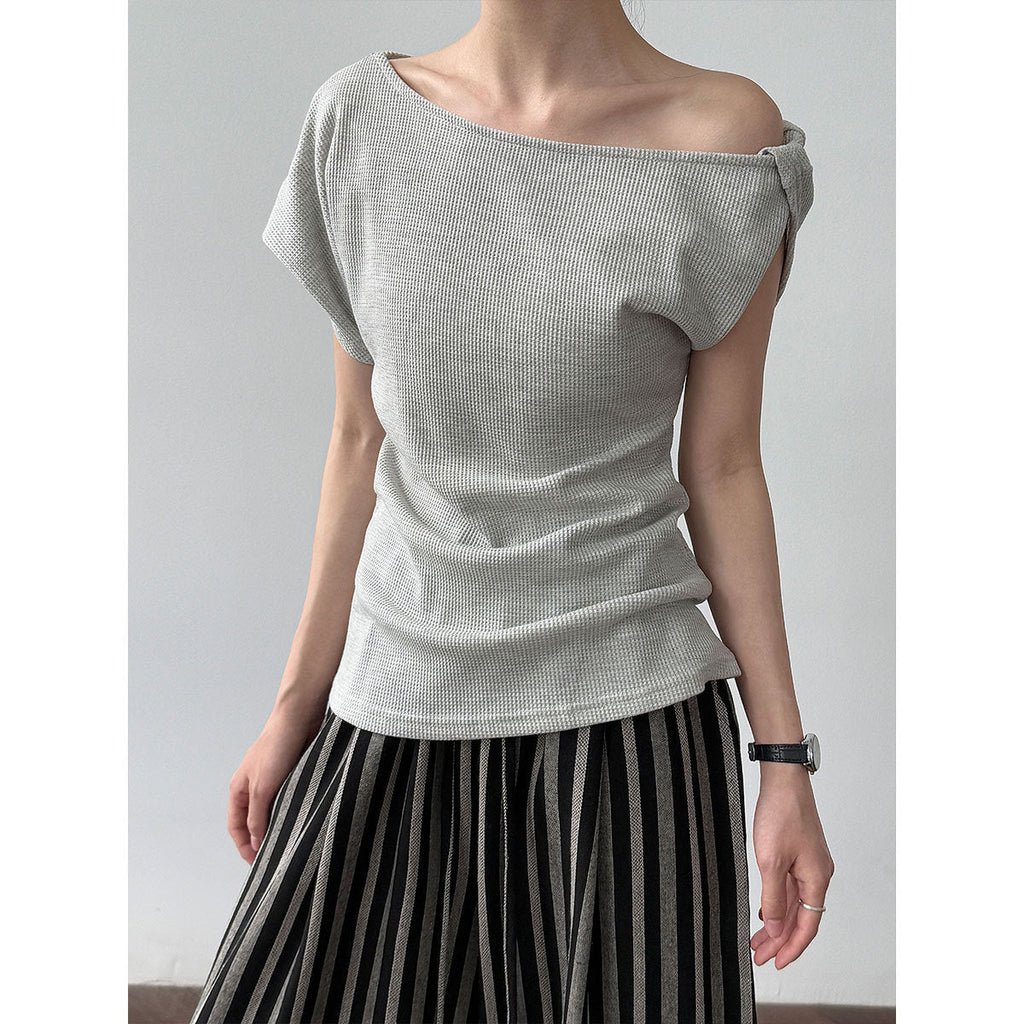 Waffle asymmetrical slanted shoulder kink T-shirt women's summer new slim slim slim Spice Girl top thin