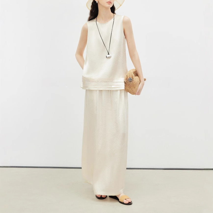 Cool Slightly Wrinkled Satin Flower Grab Slack Striped Crew Neck Sleeveless Top & Elastic High Waist Skirt Set
