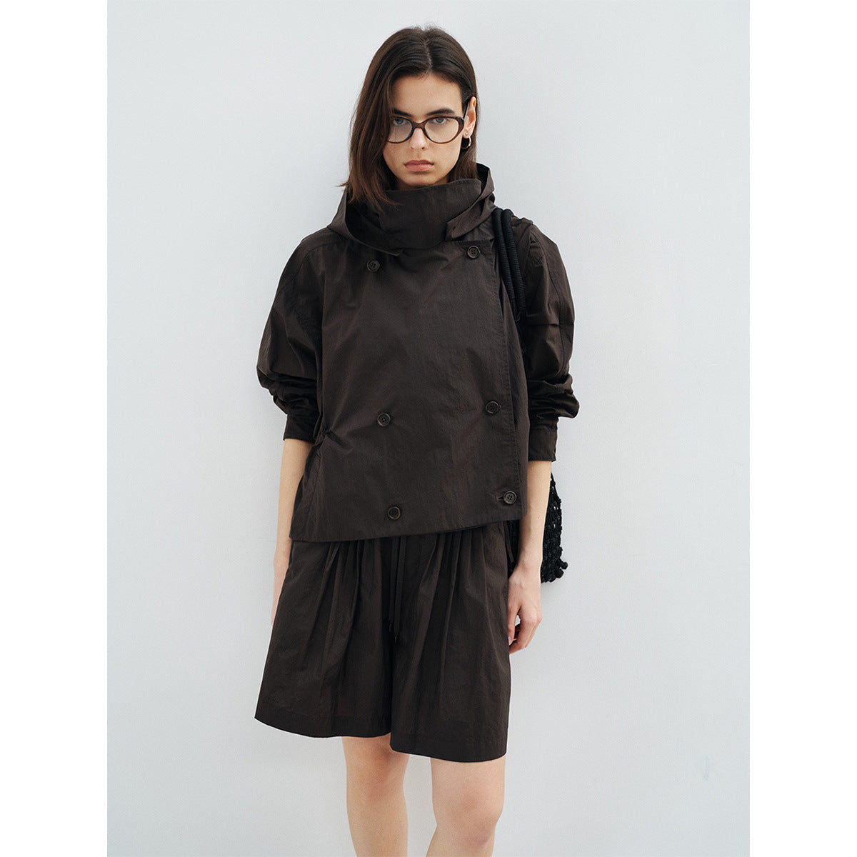 Spring new design double-breasted removable cap anti-wrinkle non-ironing stand-up collar short trench coat