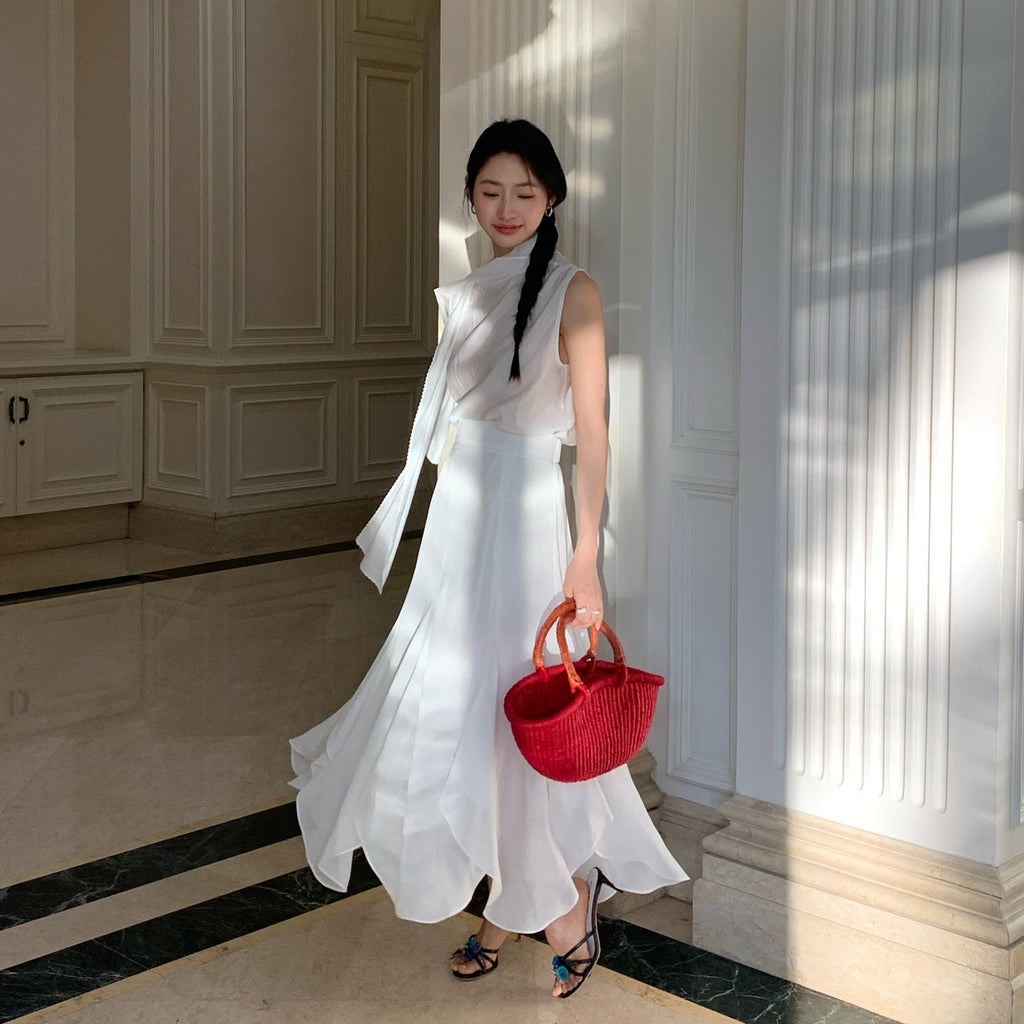 Perspective sexy light and elegant Tencel skirt