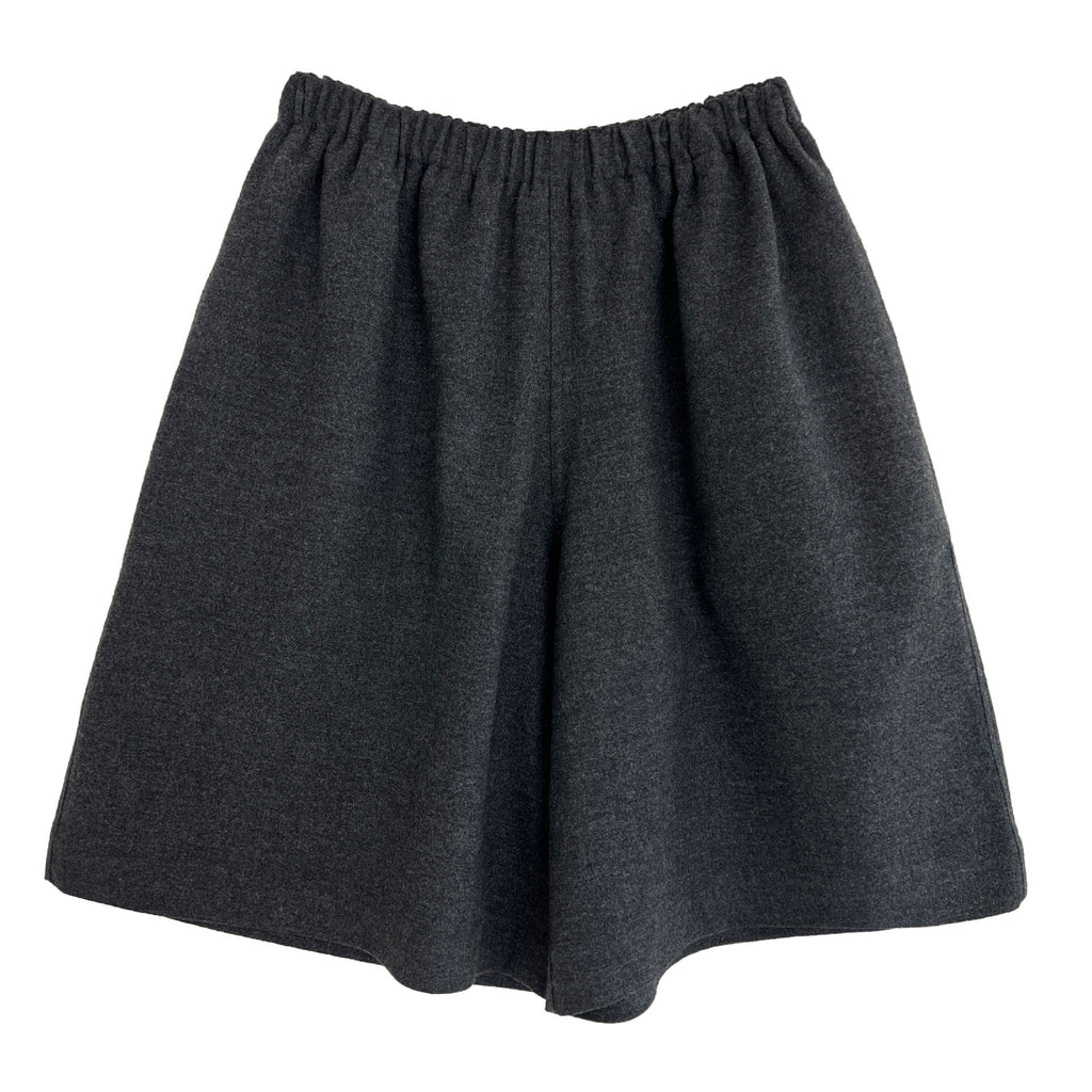 Minimalistautum woolen wide-leg shorts for women cover the cross slimming lookhalf length pants loose feeling boot pants