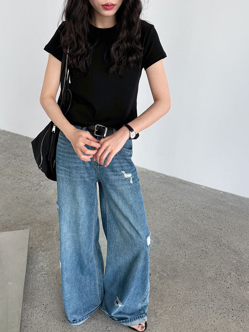 Simple cool basic base crew neck T-shirt