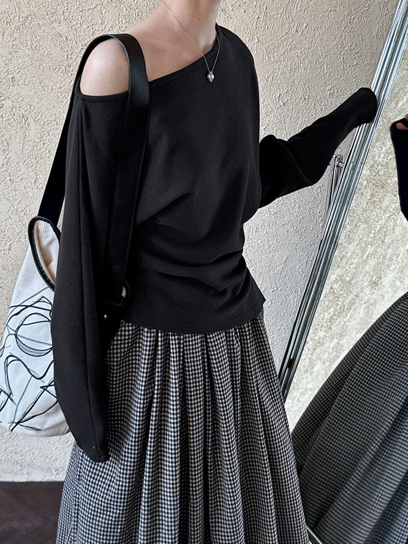 High-end irregular slanted shoulder sweater women's new niche design pleated split waist top