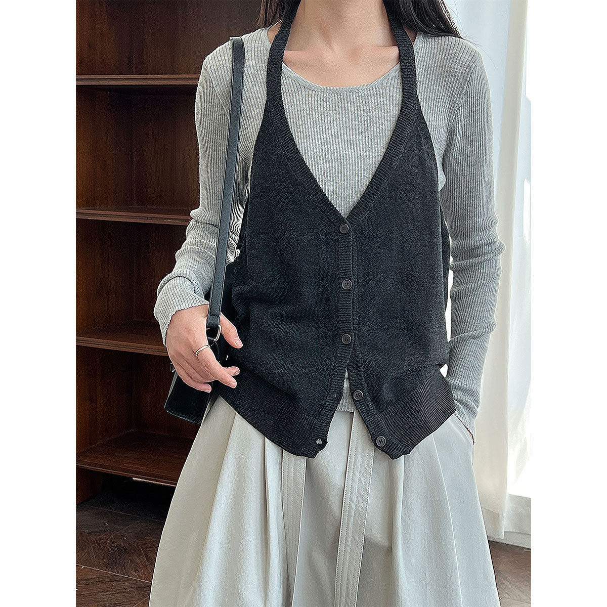 Korean simple round neck base · stacked neck vest women's autumn new lazy suit