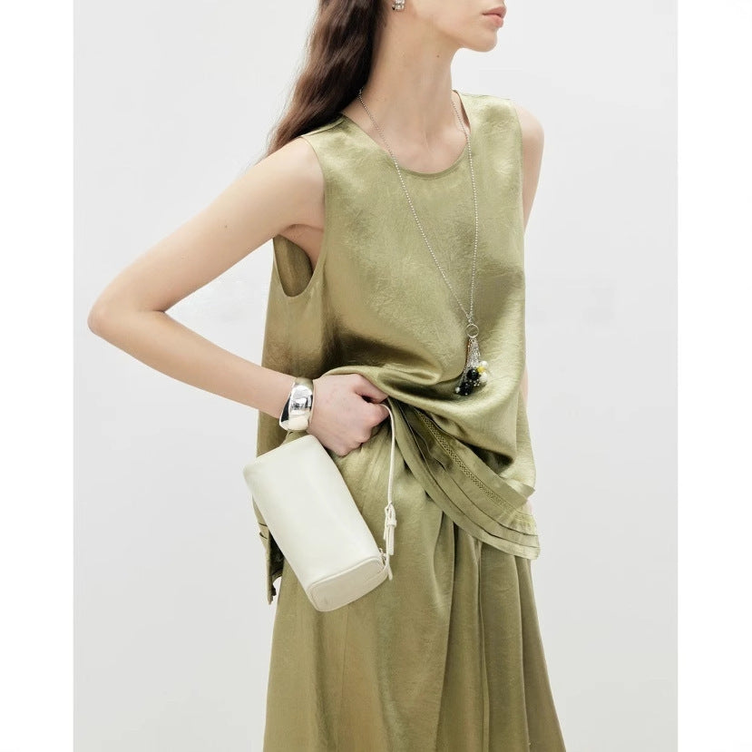 Cool Slightly Wrinkled Satin Flower Grab Slack Striped Crew Neck Sleeveless Top & Elastic High Waist Skirt Set