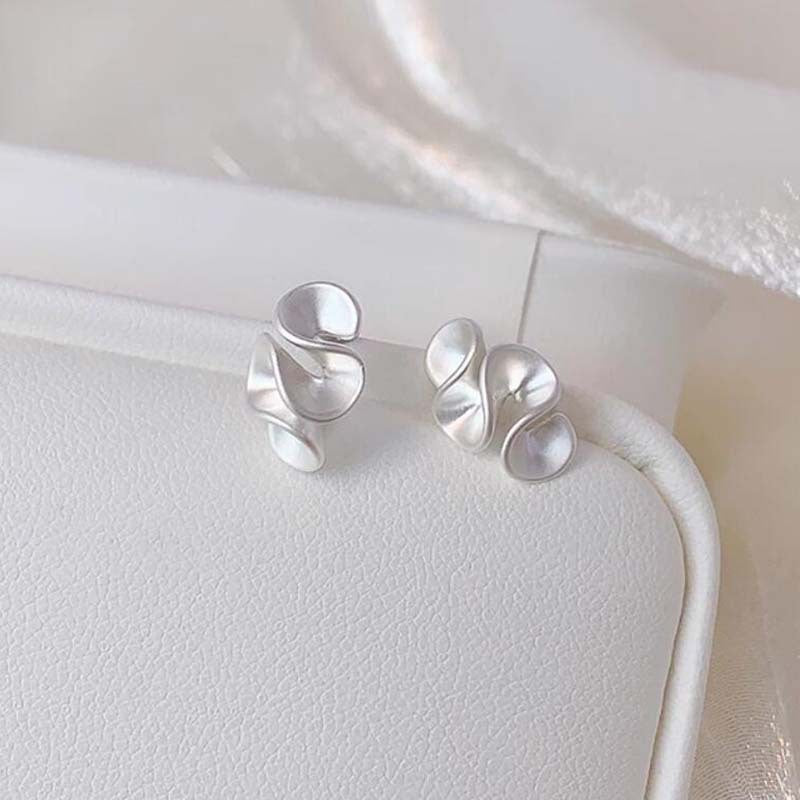 Dumb gold stud earrings light luxury high sense atmosphere new popular earrings design niche unique earrings women