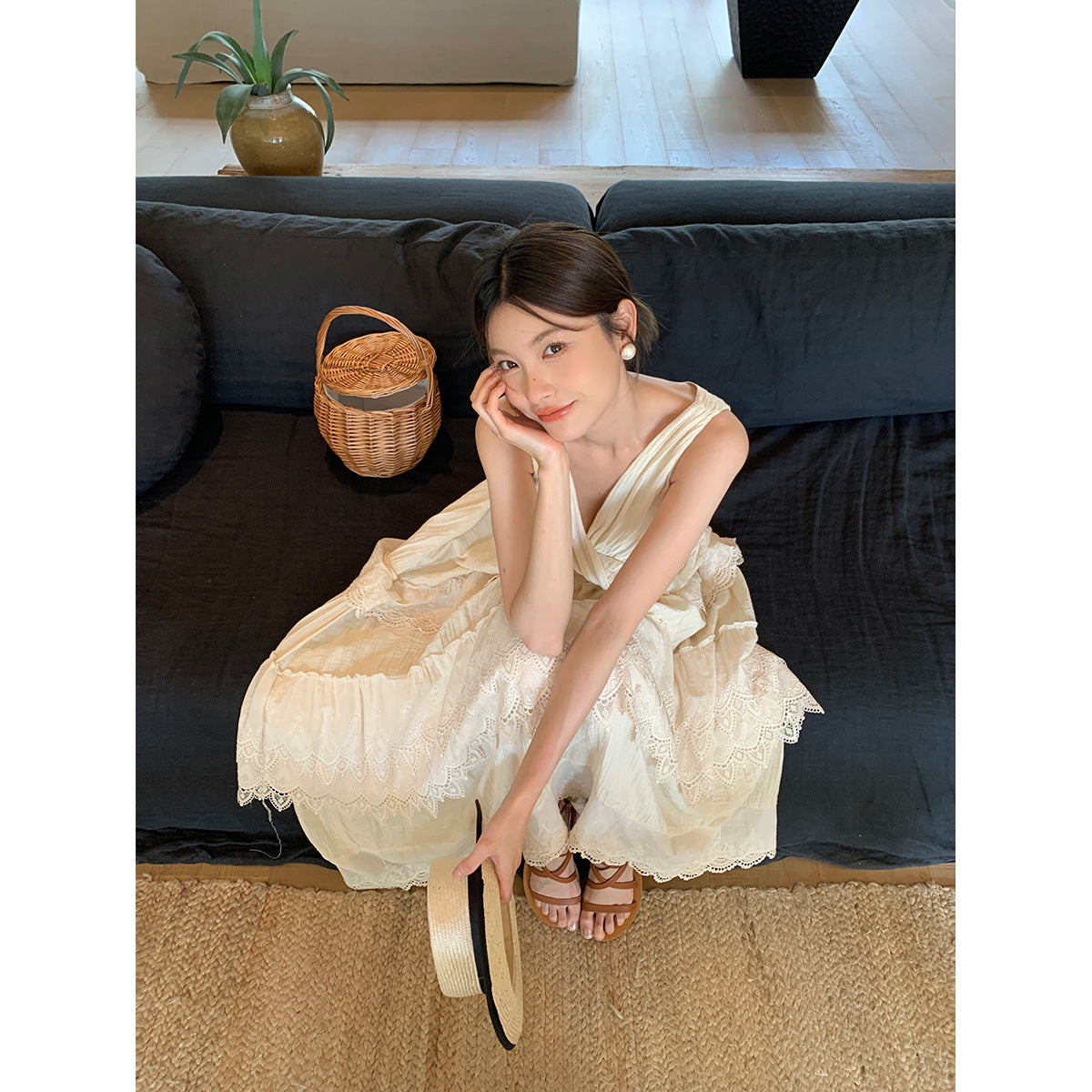 Cake skirt children's temperament sleeveless v-neck dress