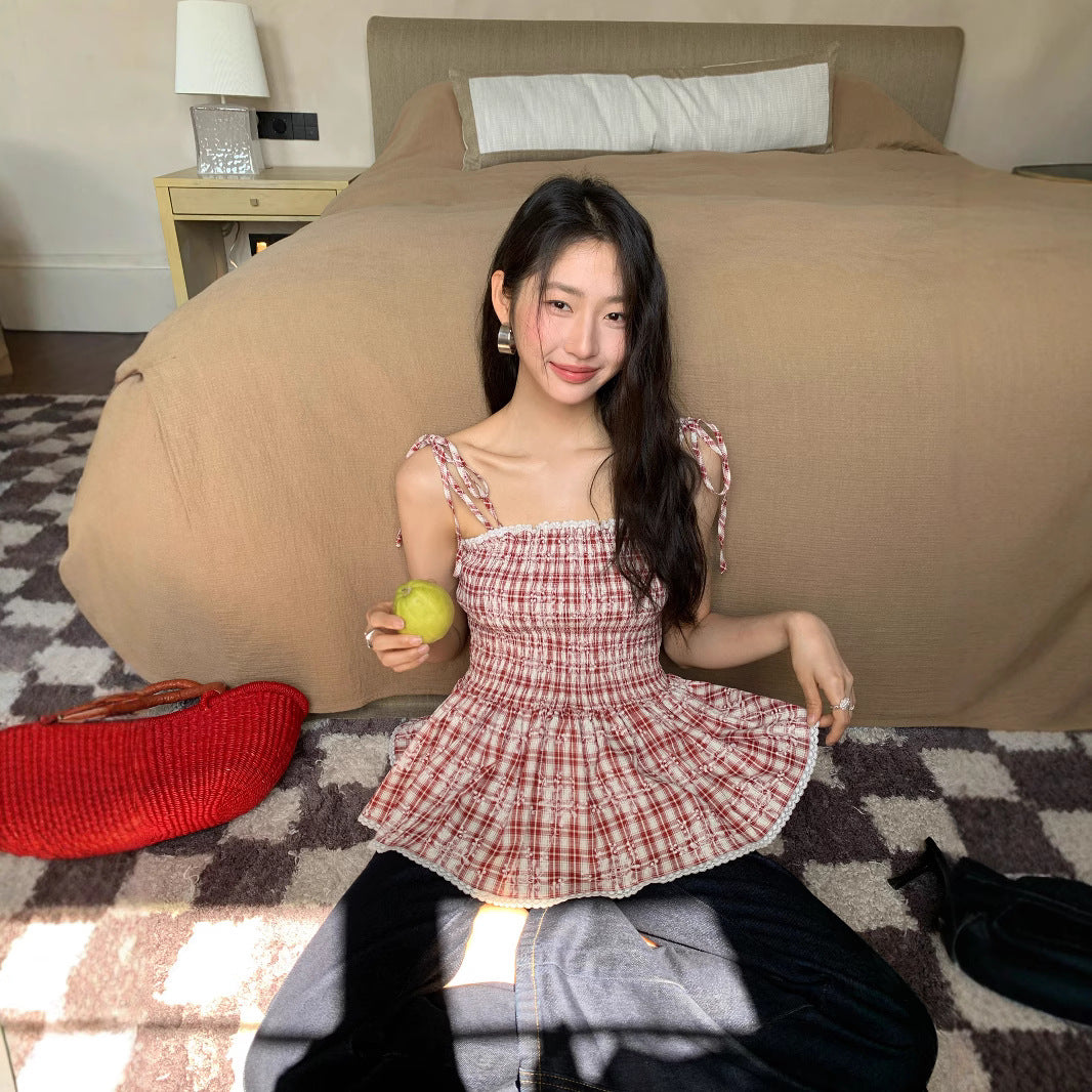 French sweet age-reducing plaid suspender tube top