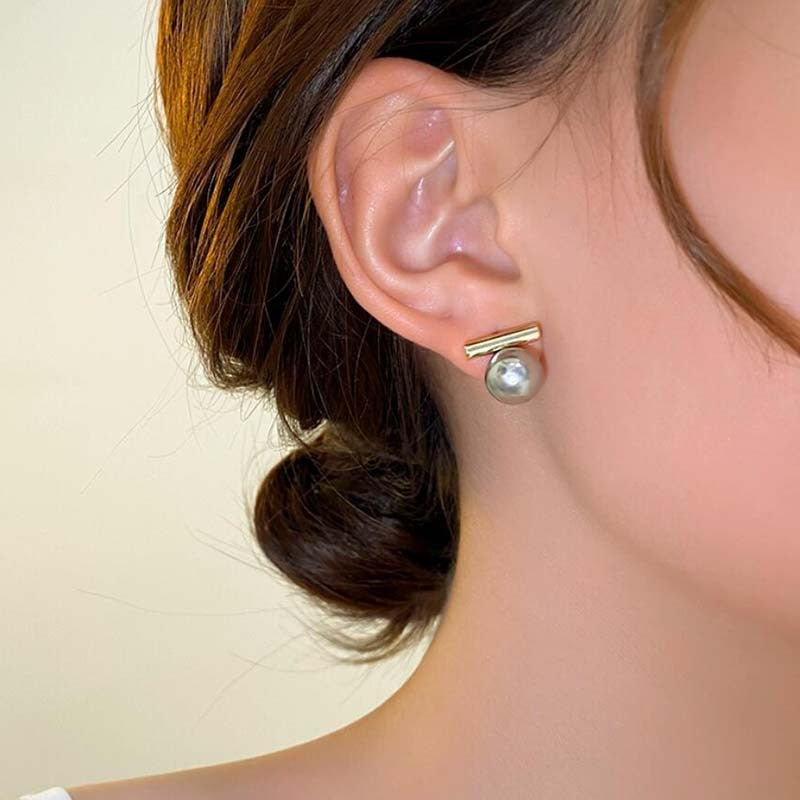 Niche design gray pearl stud earrings retro temperament high-end earrings 2023 popular earrings