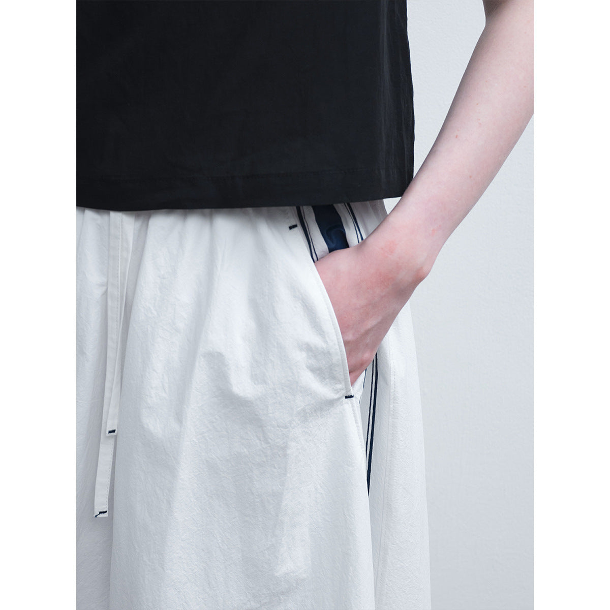Summer new casual high-waisted drawstring striped contrasting color sporty umbrella skirt