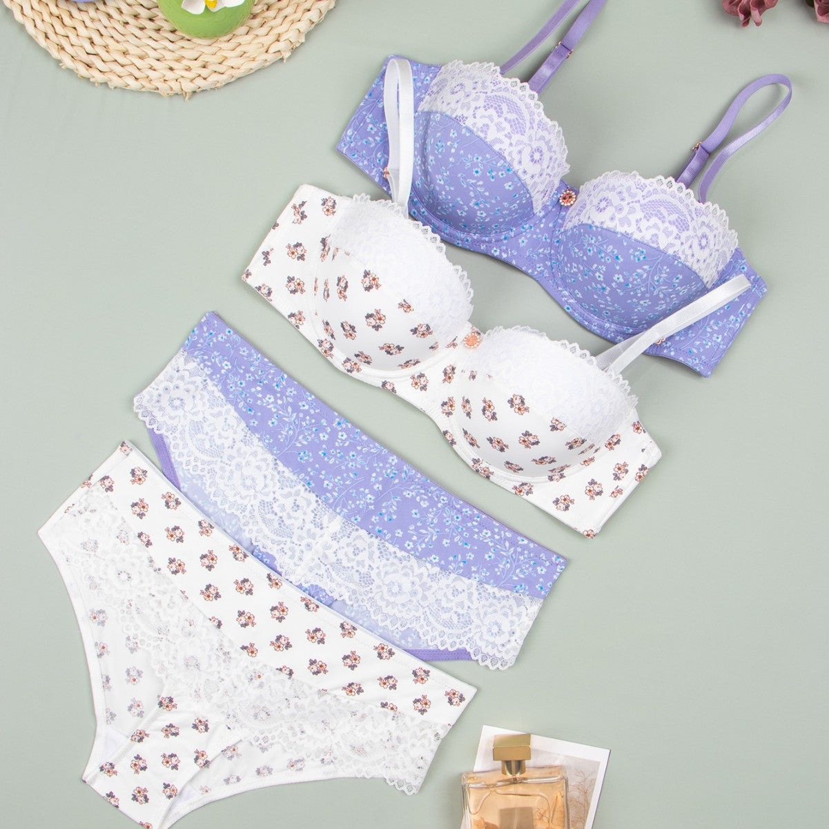 Sexy lace underwear nylon print breathable quick-drying small breasts gather and support women's bra set
