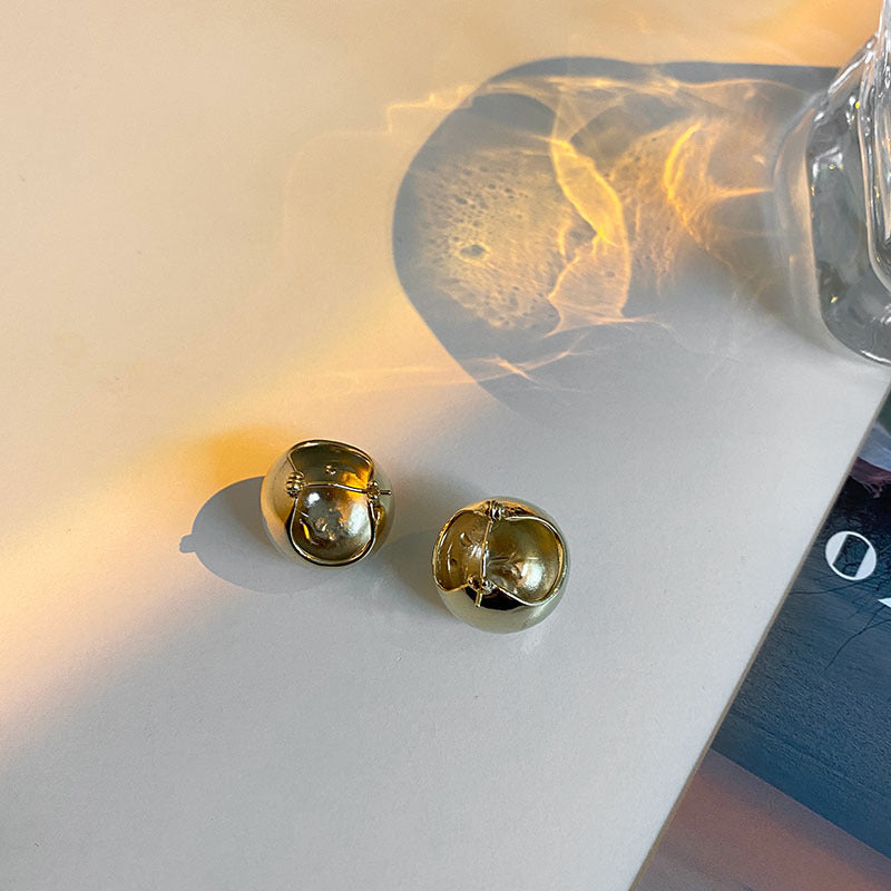 Metal European and American style earrings trendy girl niche personality versatile earrings