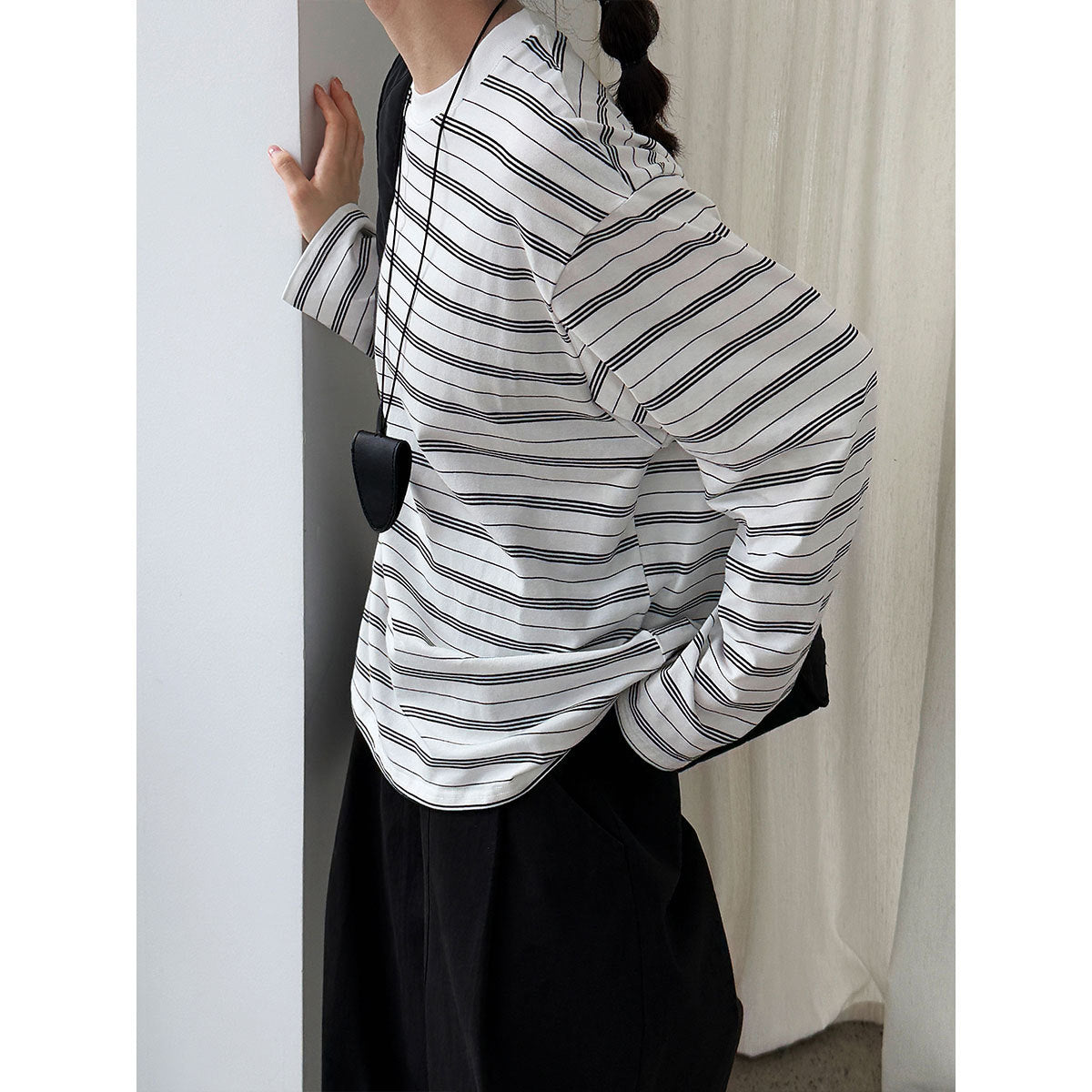 Retro contrasting stripes loose simple long-sleeved T-shirt women's autumn new crew neck bottoming shirt top