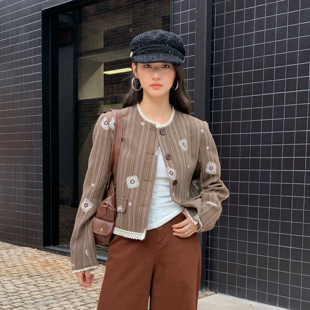 Autumn old money retro embroidered wool crew neck lace short coat