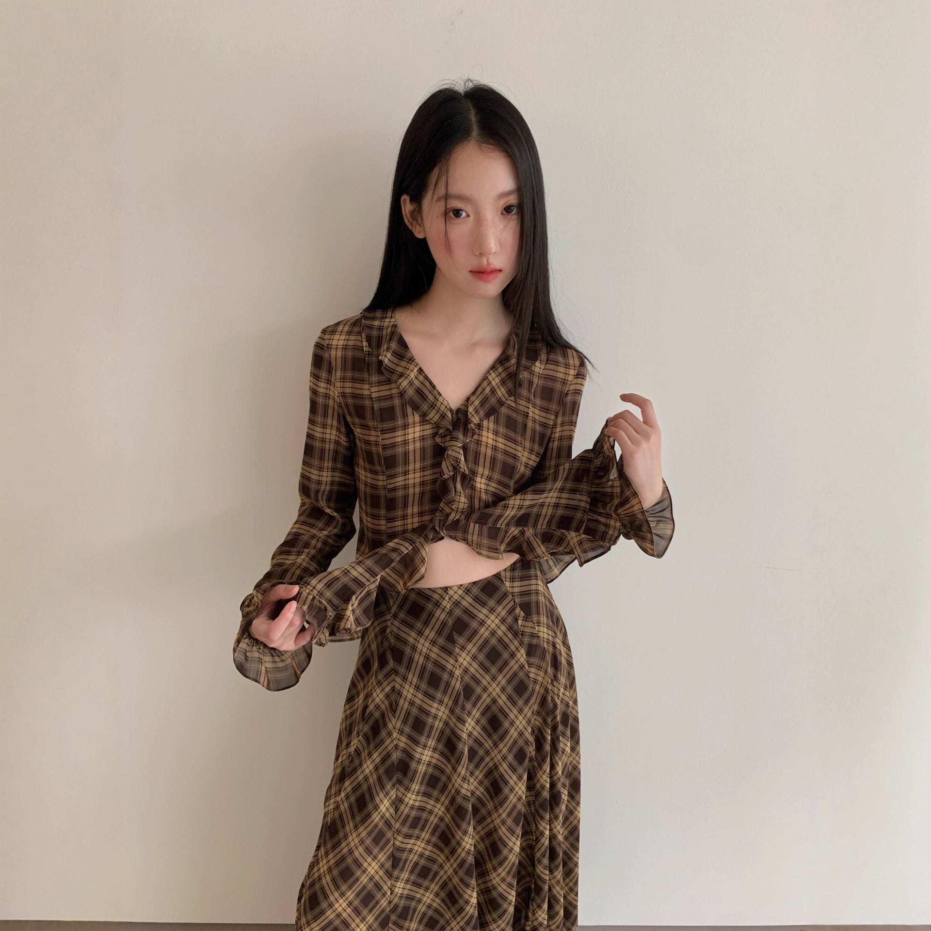 Two-piece skirt shirt plaid age-reducing temperament suit