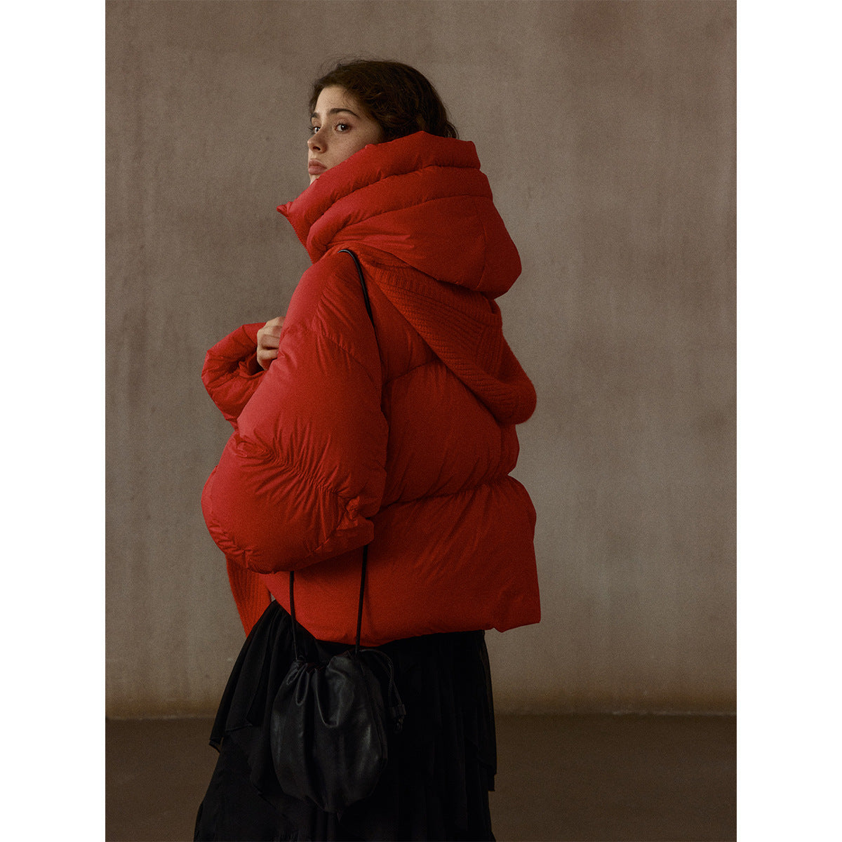 Hooded Warm Super Soft Light Gutless Puff Short Simple Commuter Down Jacket