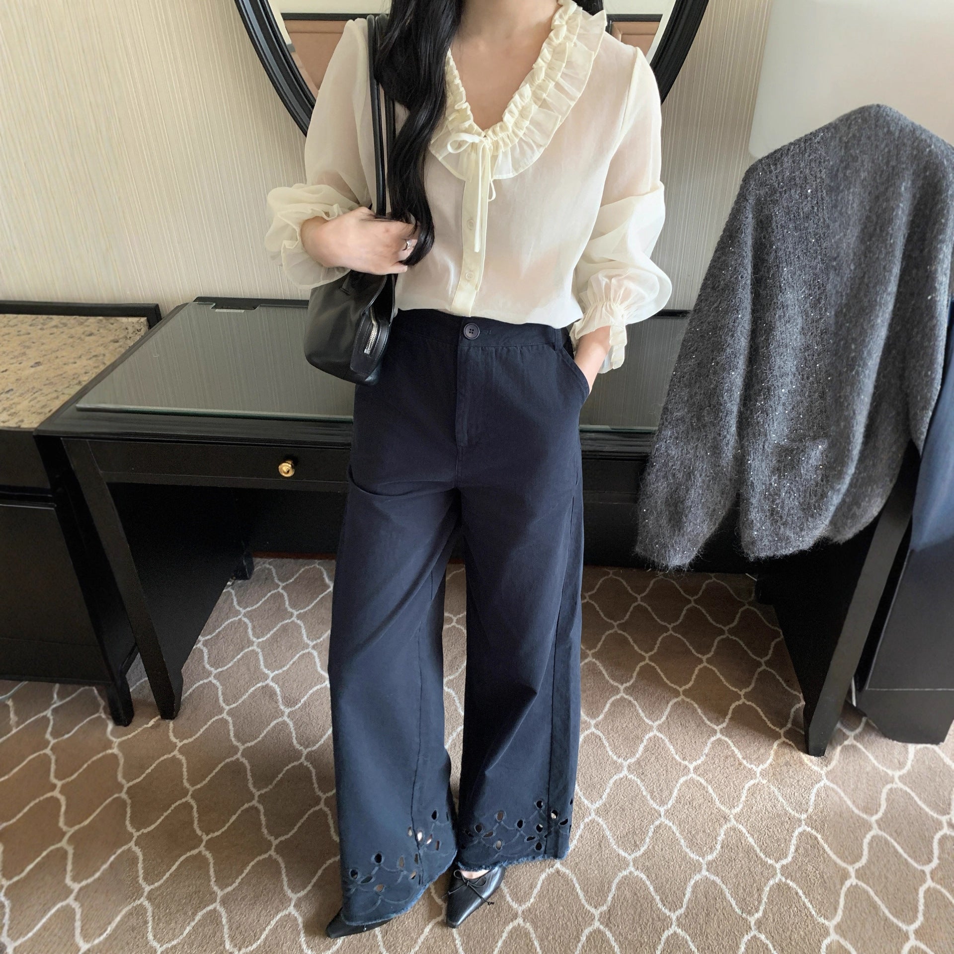 Age-reducing versatile hollow lace mid-rise straight casual pants