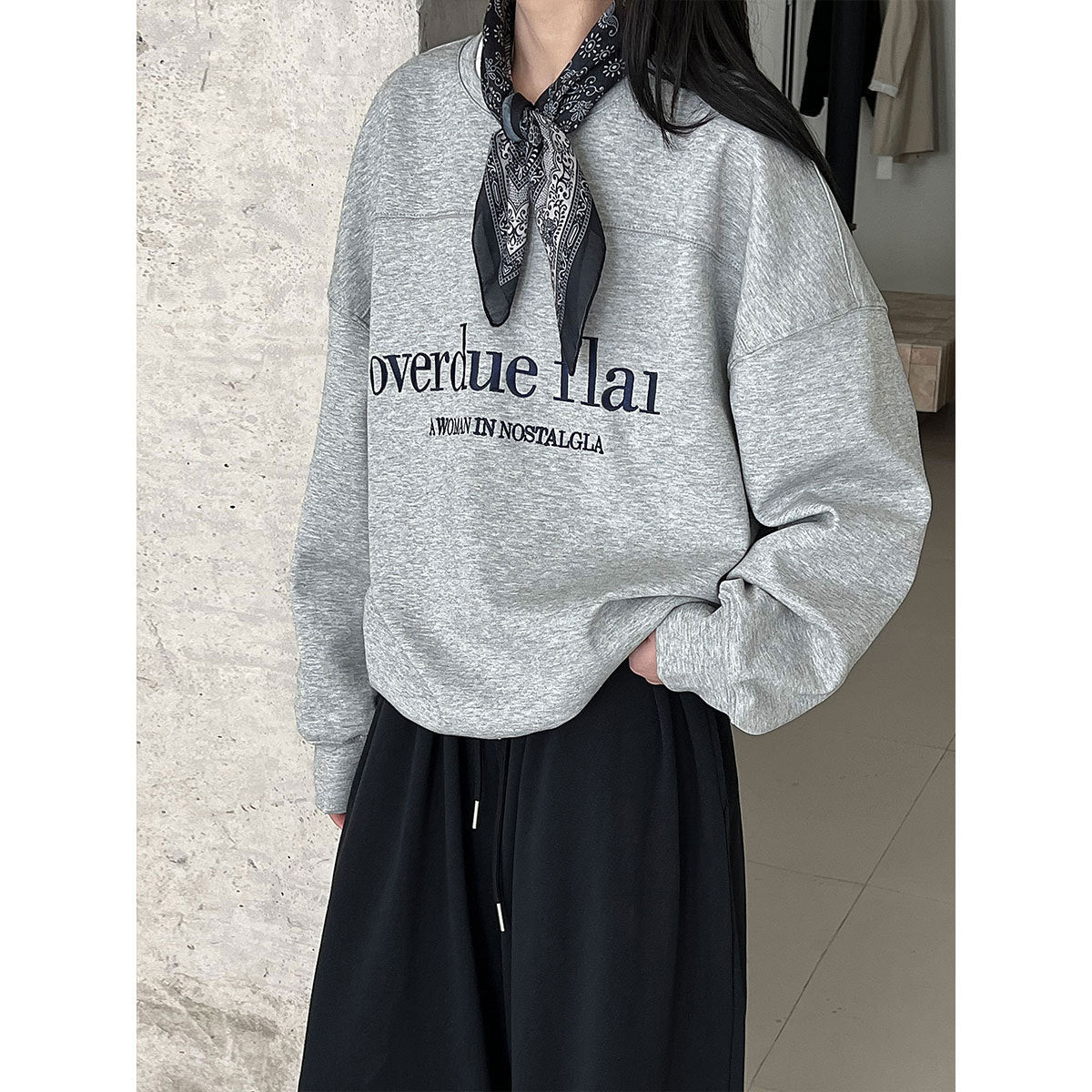 Korean loose silhouette letter embroidery autumn and winter pullover sweater lazy simple top