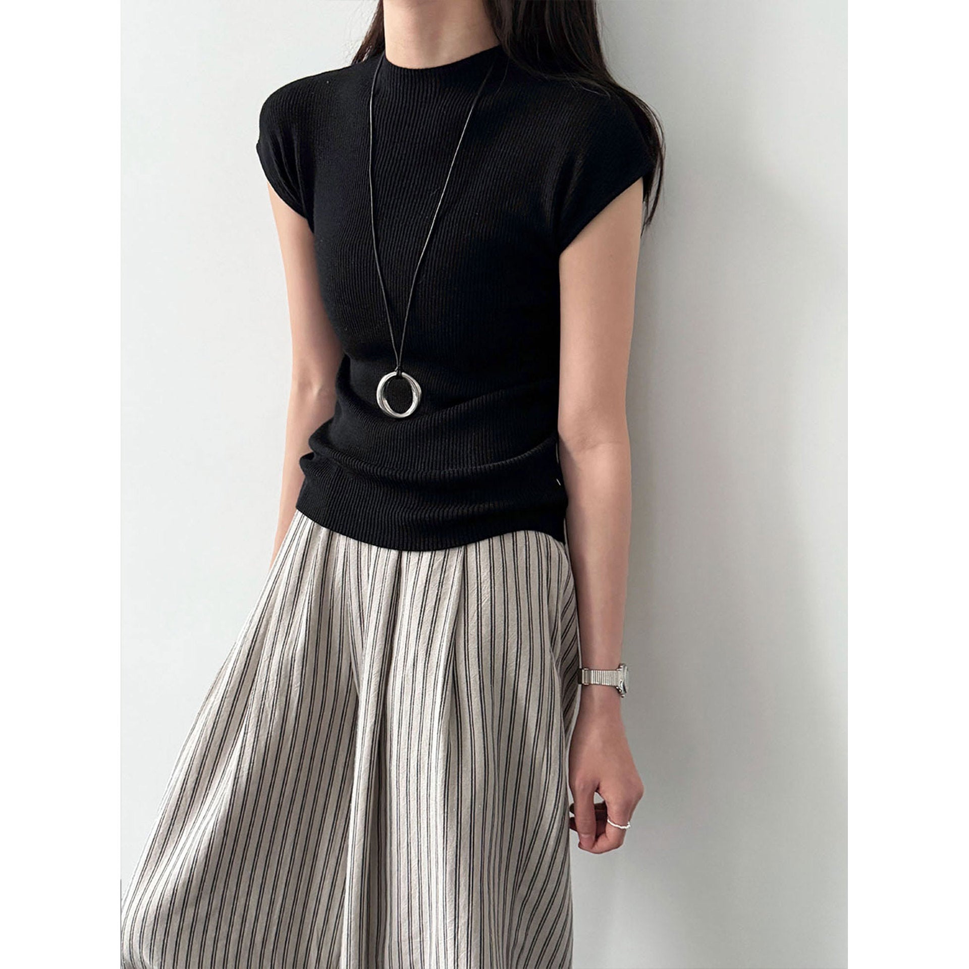 Simple slim temperament flying sleeves wool knitted top women's 26 spring new versatile T-shirt