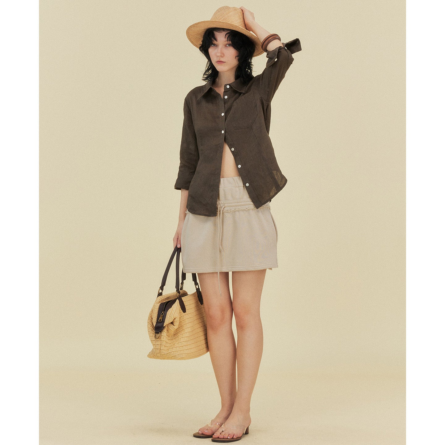Minimalist linen slim-fit shirt