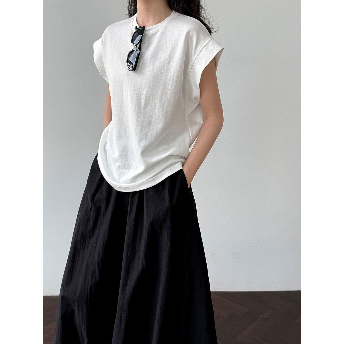 Three-dimensional Xiaofei sleeve wide shoulder meat covering versatile T-shirt women's summer new high-end slim short-sleeved top