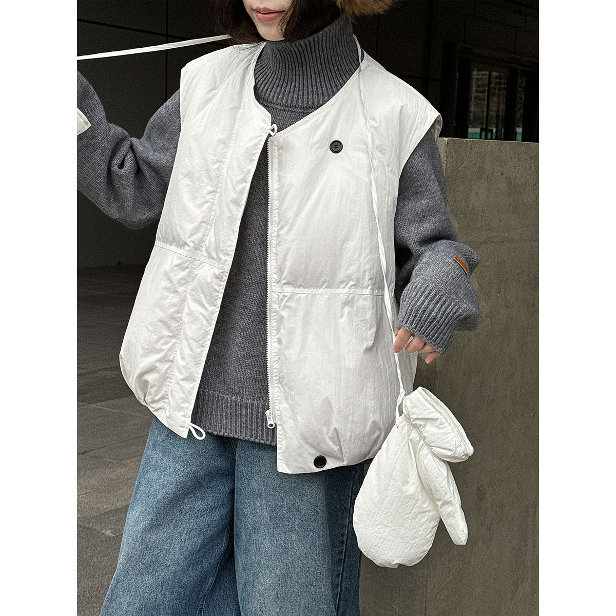 Japanese 90 white duck down down vest women's winter with gloves warm thickened vest jacket Y