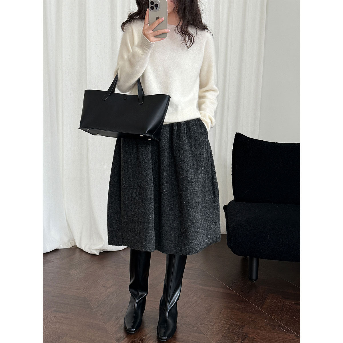 Retro new woolen skirt autumn and winter Korean version medium and long skirt pleated and thin A-shaped skirt