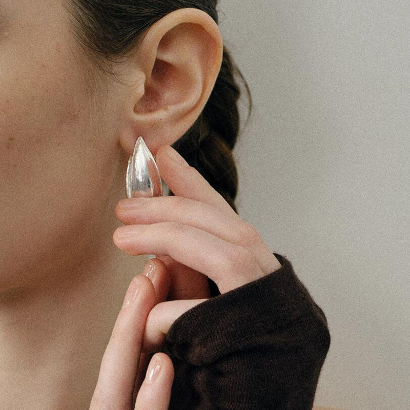 Double-sided leaf earrings niche design high-end temperament versatile S925 silver needle ear buckle