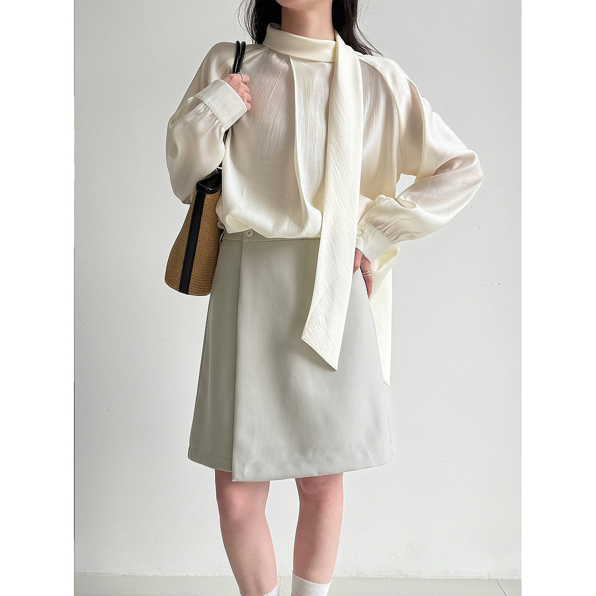 Design sense suit skirt 26 spring new a-shaped skirt thin asymmetrical small skirt