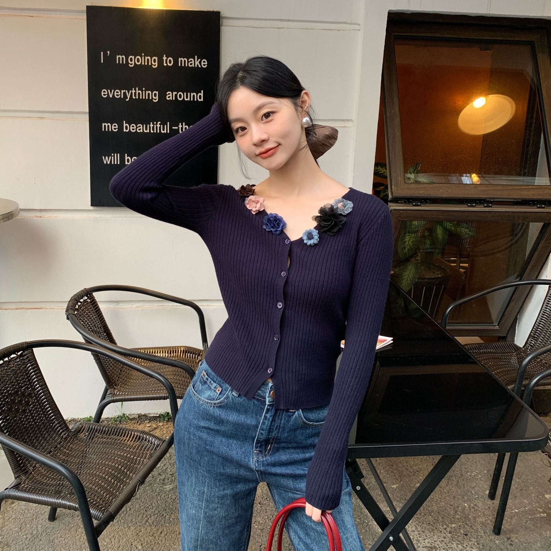 Sweet three-dimensional flower single-breasted v-neck pit strip sweater cardigan