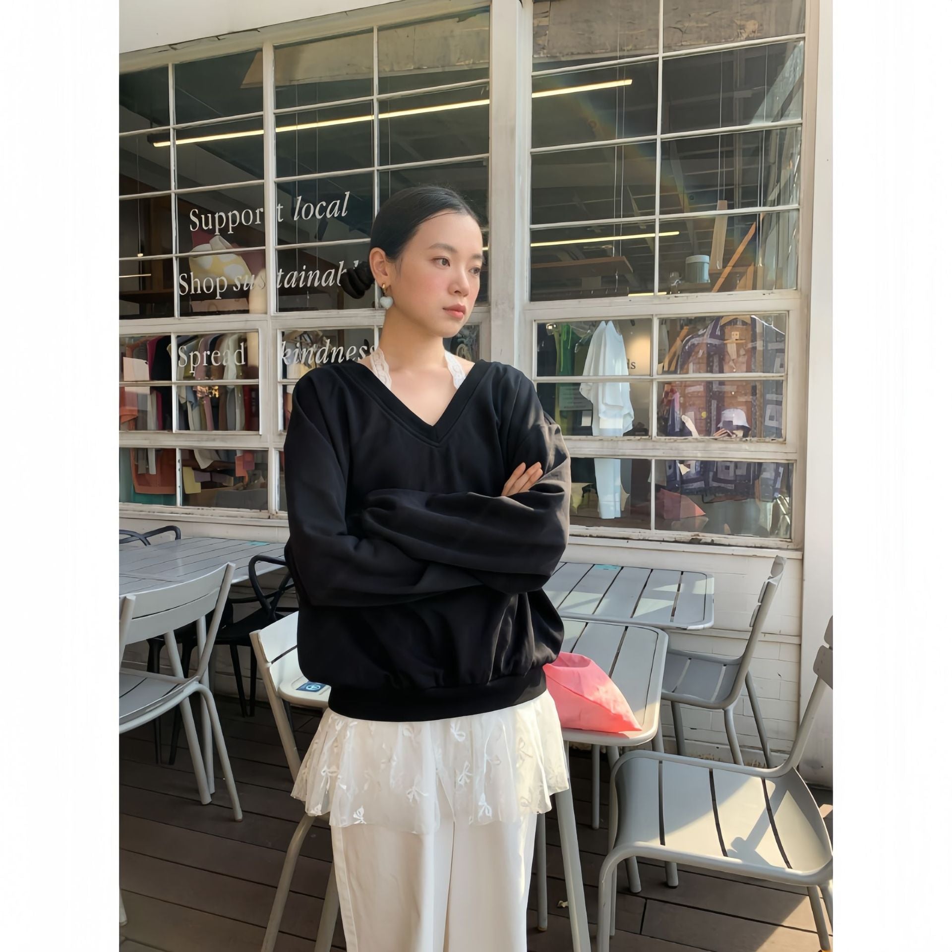 Lace fake two halterneck V-neck loose sweatshirt women