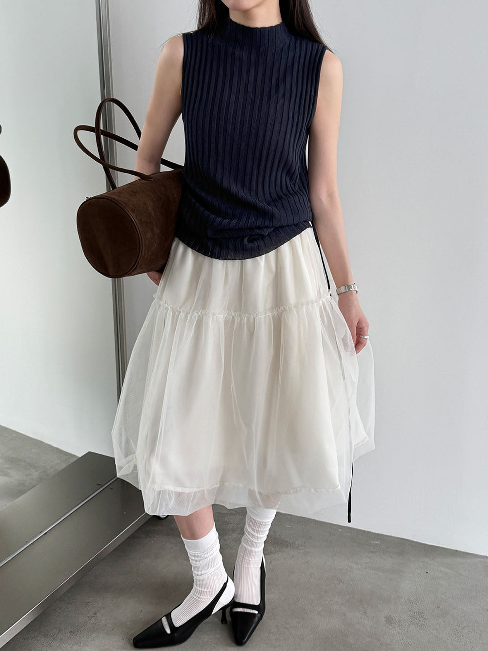 Semi-turtleneck simple sleeveless knitted vest women's 26 spring new slim-fit strap bottoming top