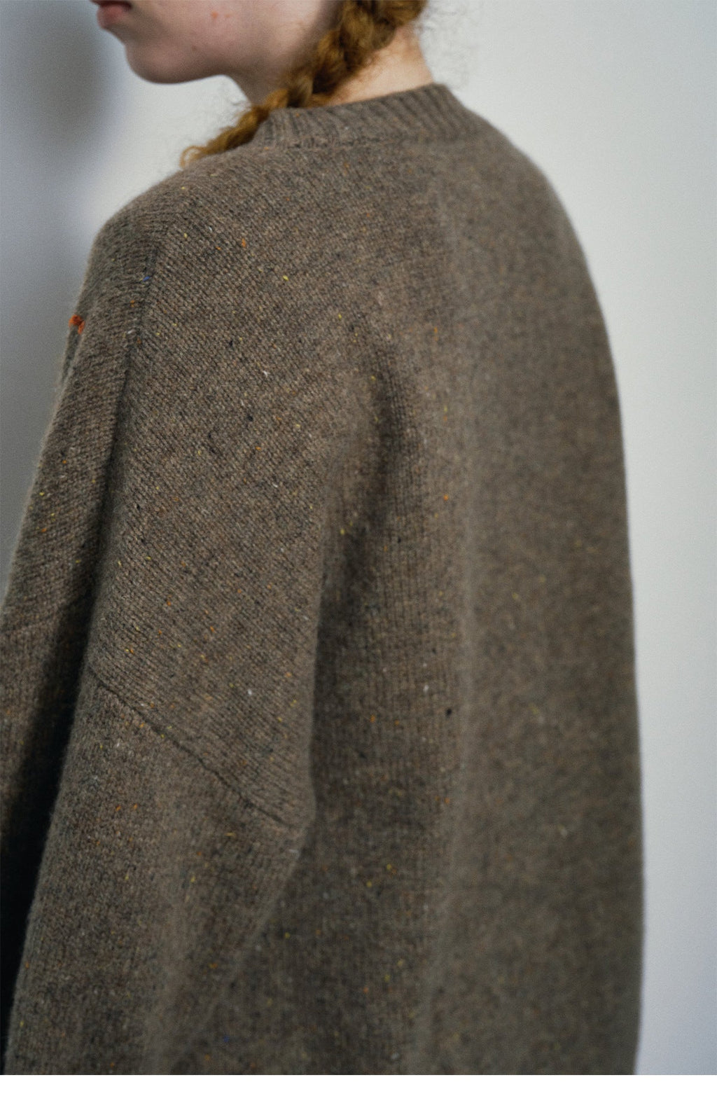 Early spring new casual crew neck hand-embroidered all-wool versatile woolen pullover top