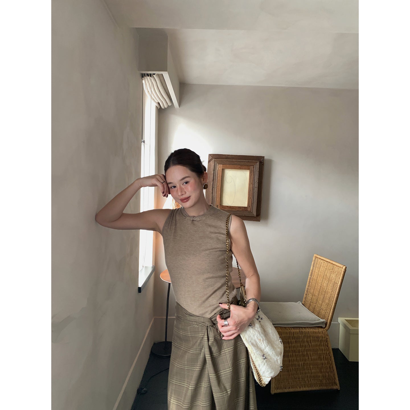26 early spring old money wind minimalist high sense waist thin sleeveless vest