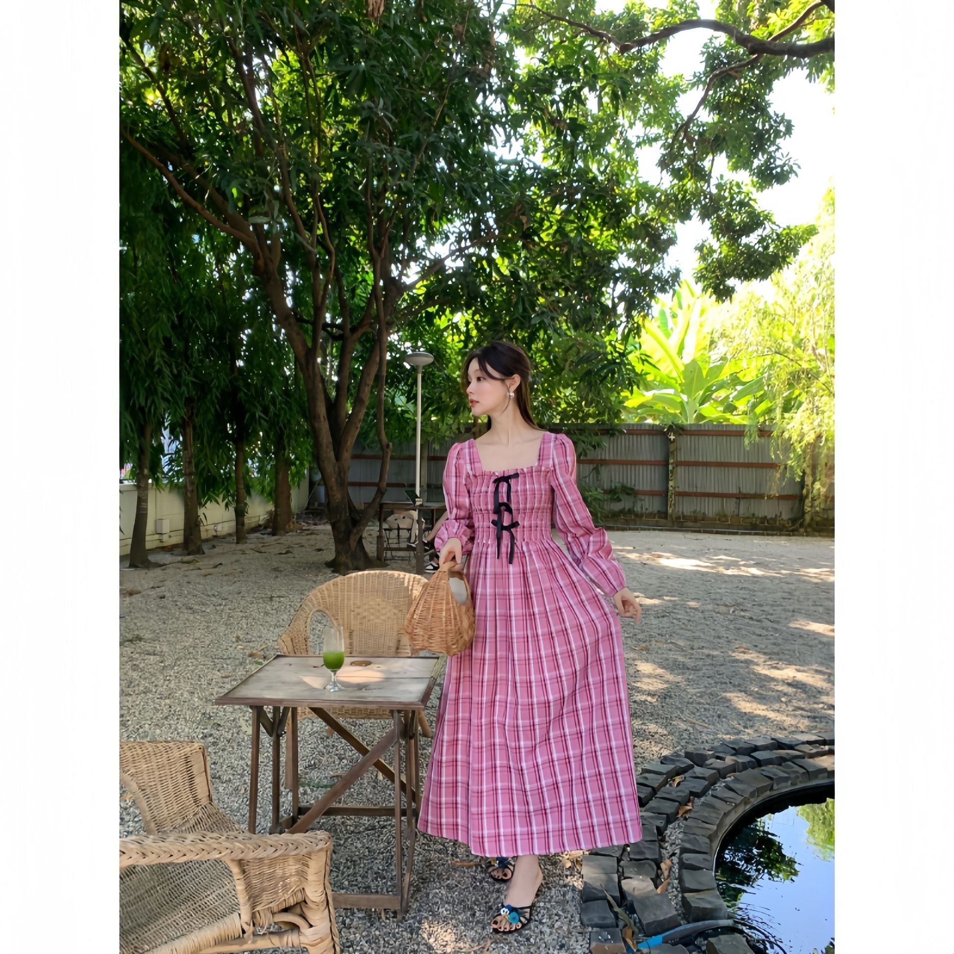 Literary retro gentle waist striped dress
