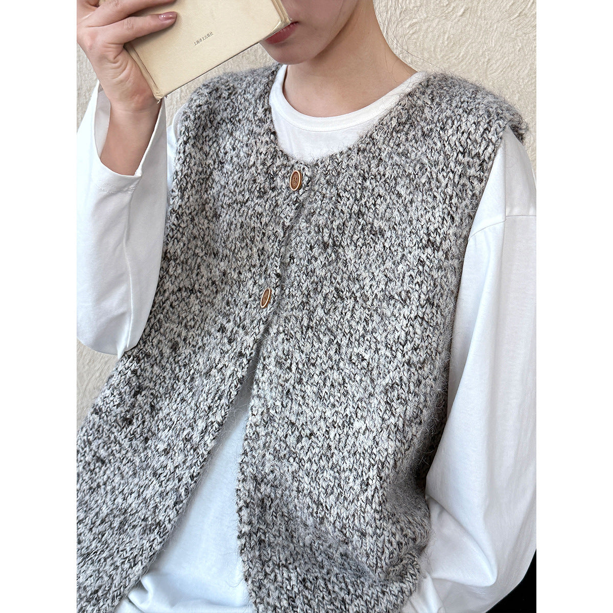 Soft wool knitted variegated vest women's autumn new Korean simple stacked sleeveless coat