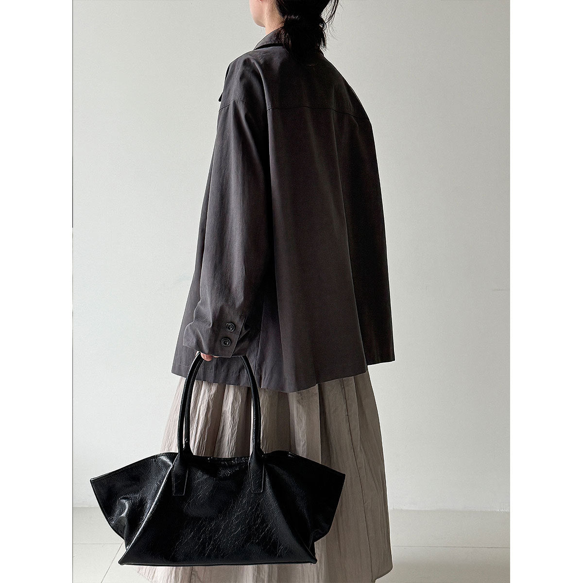 Japanese casual white trench coat women's spring new loose lapel casual cargo coat