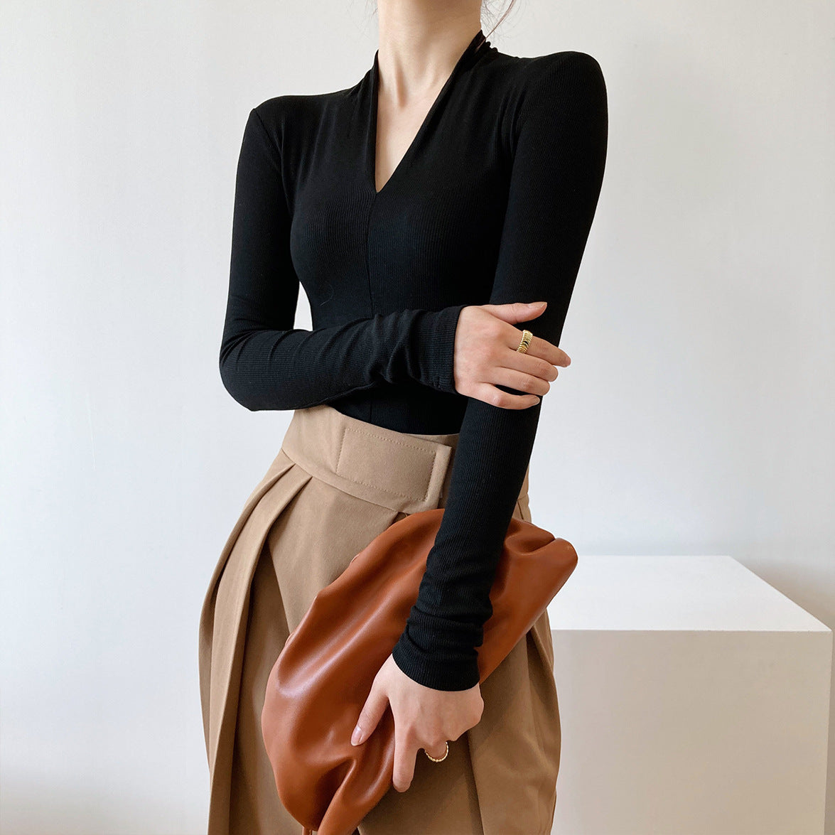 New Internet celebrity V-neck long-sleeved t-shirt female slim mind machine with bottoming shirt top