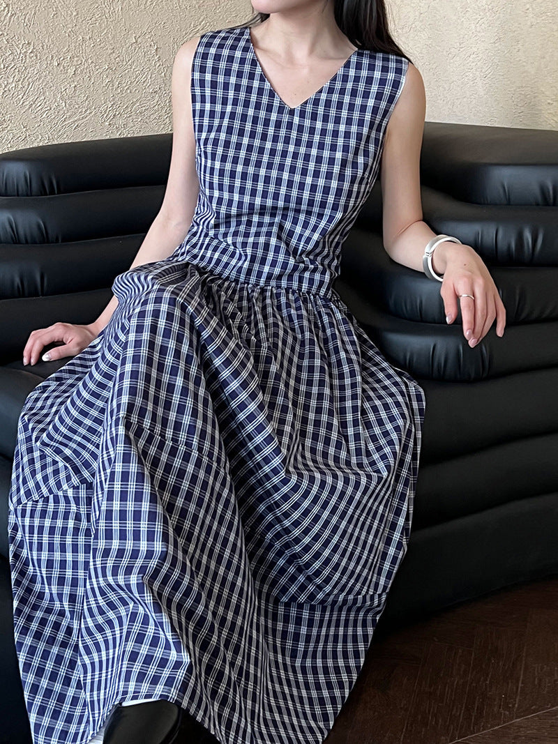 Blue plaid French dress women's spring and summer new V-neck bud vest skirt big swing dress