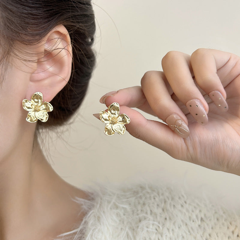 Fashion sunflower earrings studs versatile high-end pearl flowers do not fade gold-plated stud earrings