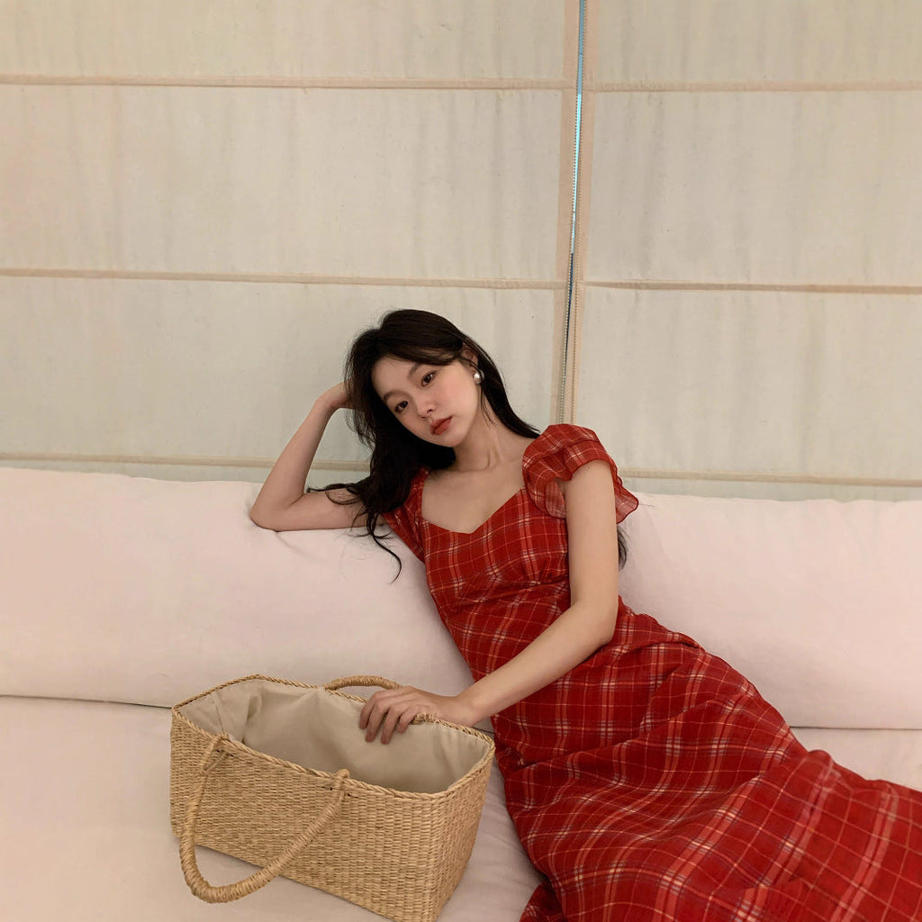 Beautiful temperament red grid square neck waist dress