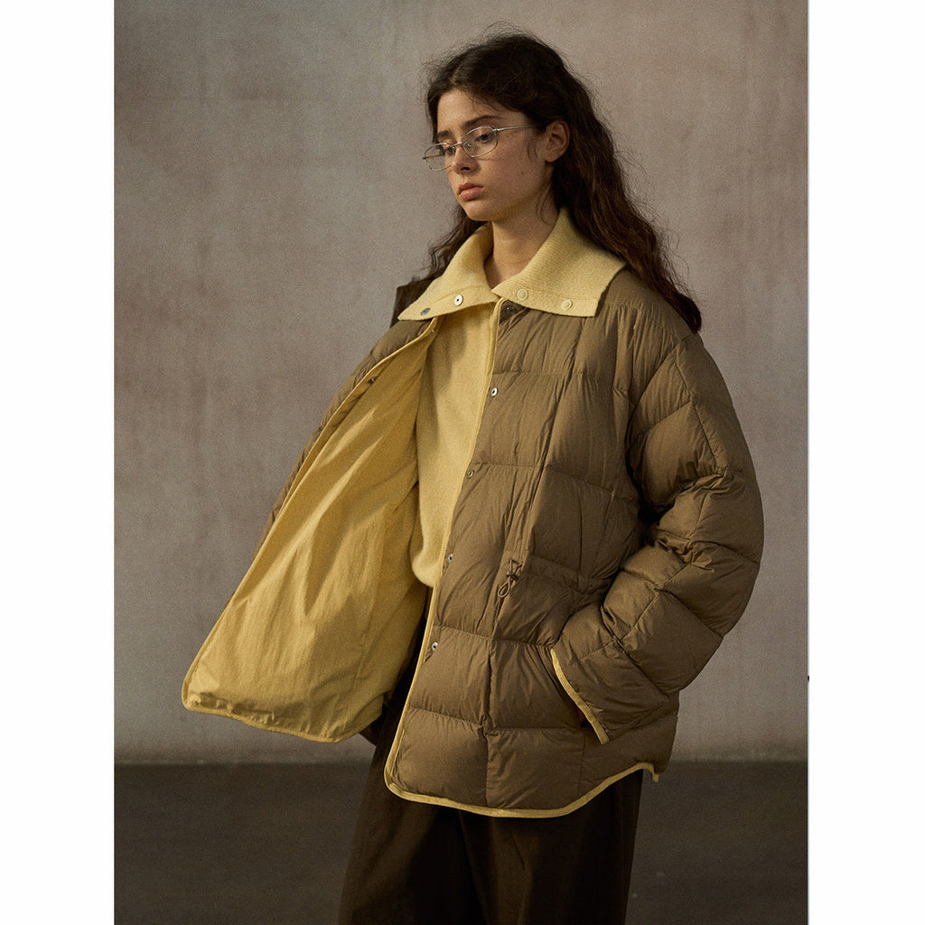Simple and rich contrasting colors, two-sided wear, round neck loose and thin, warm down jacket