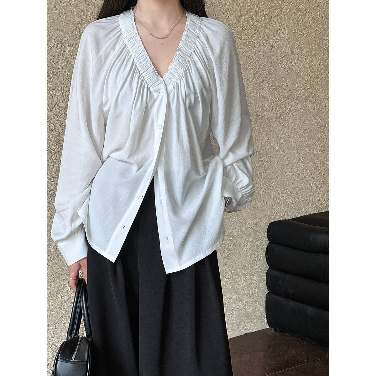 Korean temperament pleated V-neck loose shirt spring new commuter cool sunscreen long-sleeved shirt