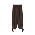 Lazy drape, slimming elastic waist, wide-leg pants