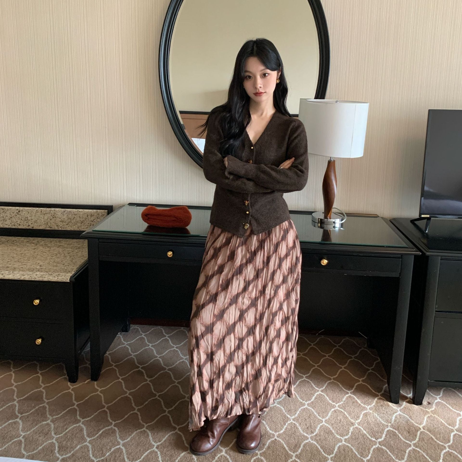 Unique temperament elastic waist skirt
