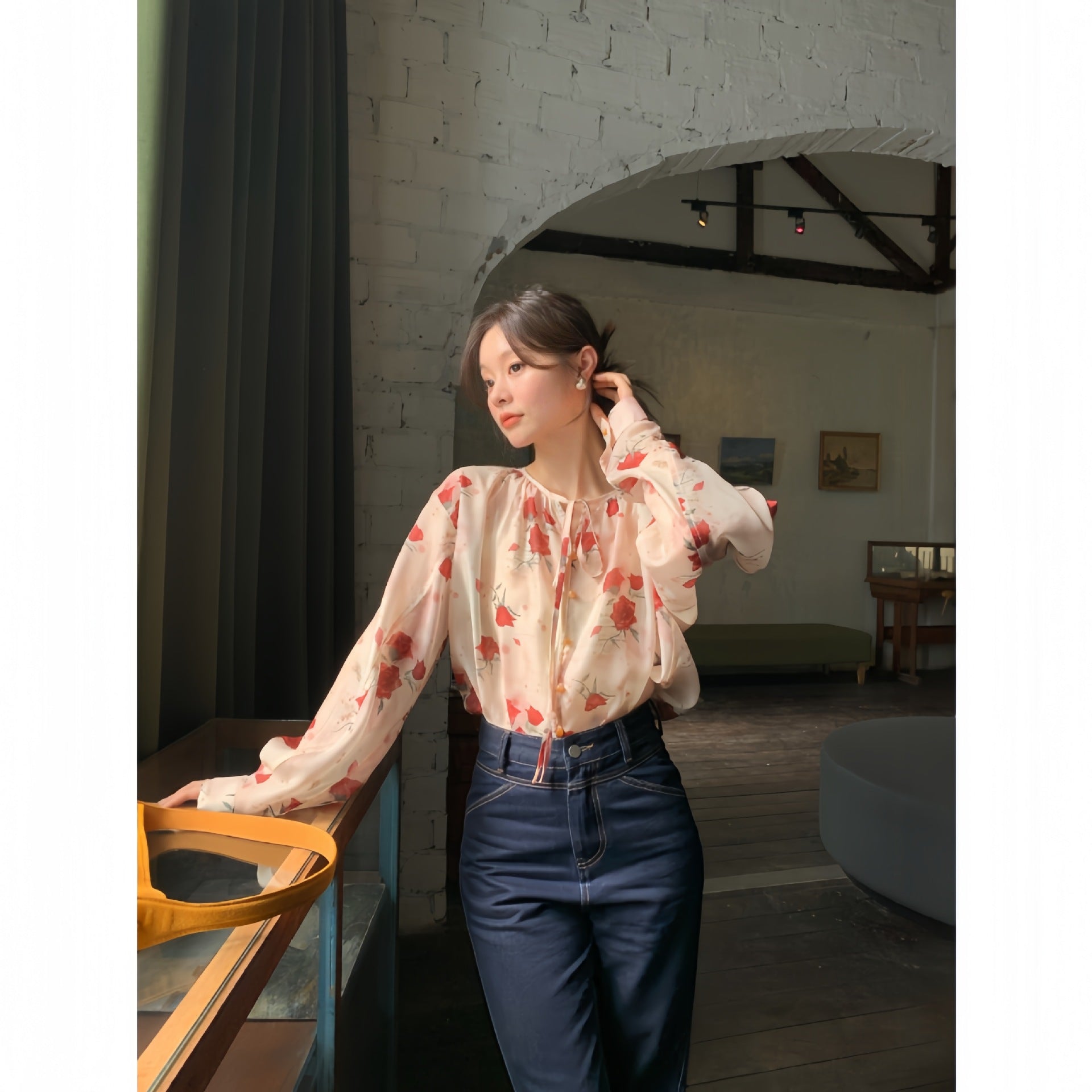 Romantic coffee break beautiful rose print chiffon shirt
